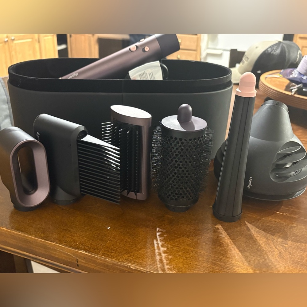 Dyson Airwrap id